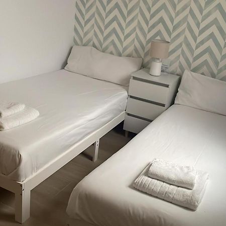 180 Home Luxury Redes Севиля Екстериор снимка