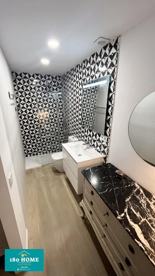 180 Home Luxury Redes Севиля Екстериор снимка